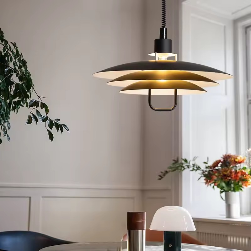 Lampade UFO Sollevabili per Ar - Home Bar And Counter recensione e prezzo